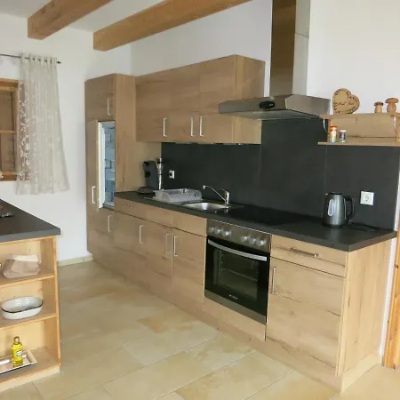 Apartmán Strass4 *